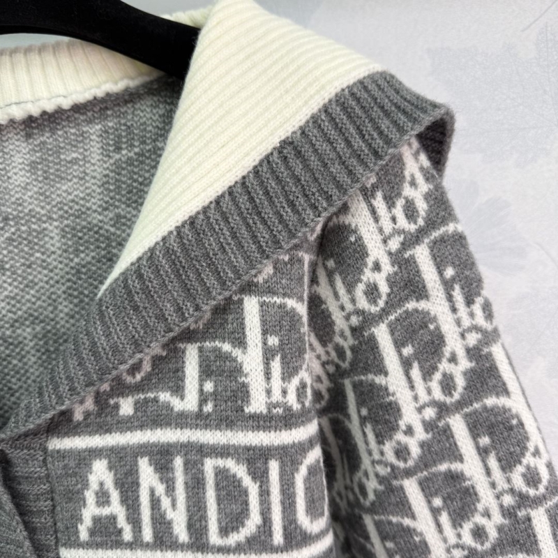 chr1st1an D10r sweaters